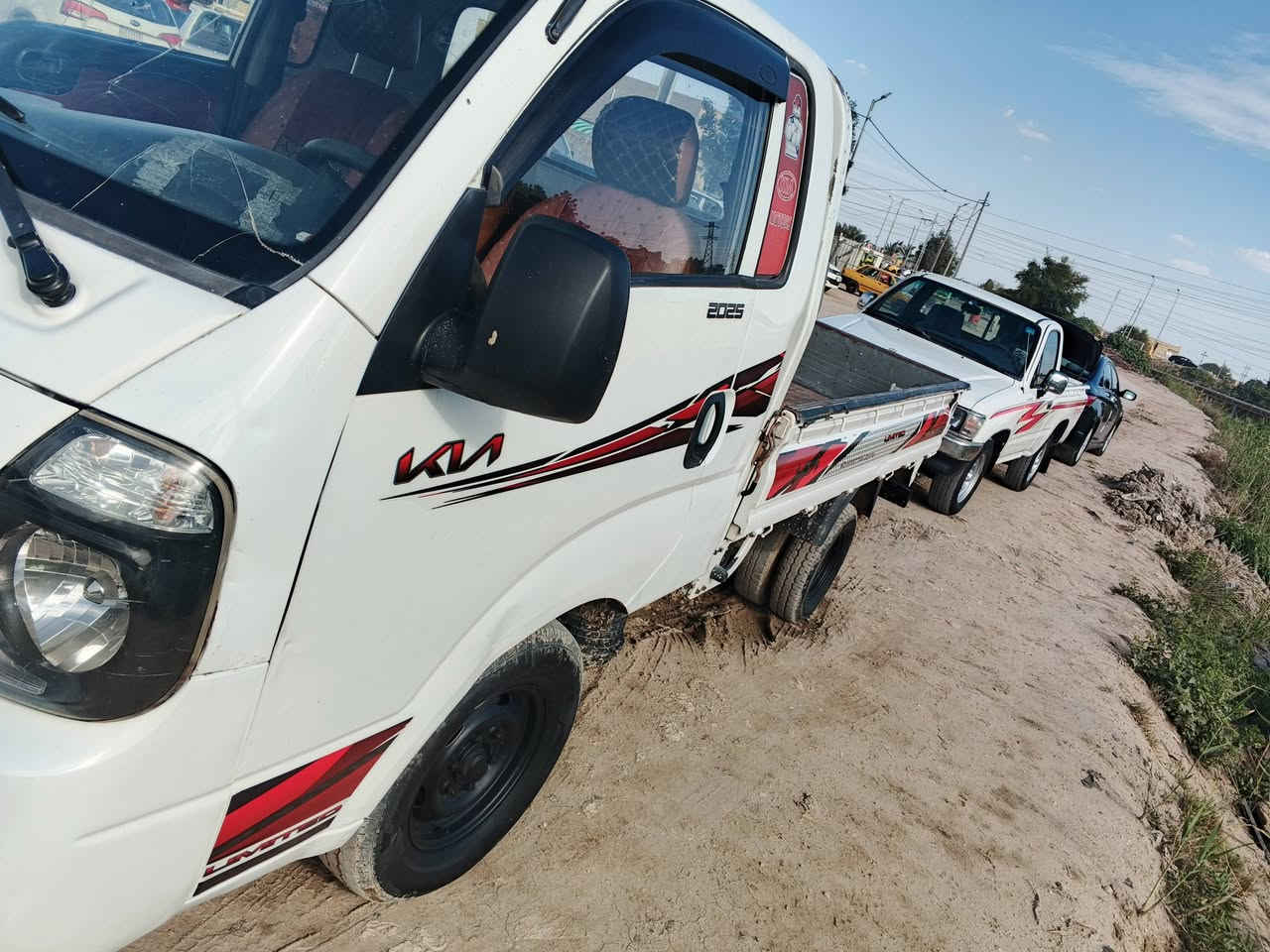 سلام عليكم لبيع كيه موديل 2013 رقم قادسيه الماني تحويل مباشر مكفوله كفاله عامه من الضربه والتبديل مكينه وكير مكفولات تخم تاير كهربيات كله شغاله السعر 75 وبيها مجال المكان الديوانيه ***********
