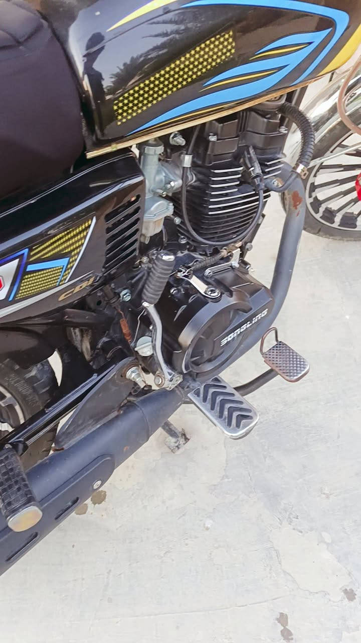 السلام عليكم شباب البيع موديل ٢٠٢٦ رجان  مو شراي لا ينتفق واعدني  مكاني بغداد رقمي *********** مكفوبه كهربايات و مكينه شباب
