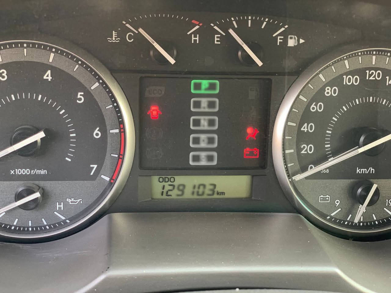 سلام عليكم للبيع مديل 2014 مكفوله كفاله عامه عل وضع شركه رقم بغداد بسمي /بريم / مكان سياره بابل محاويل 
***********@‏‪***********‬‏
