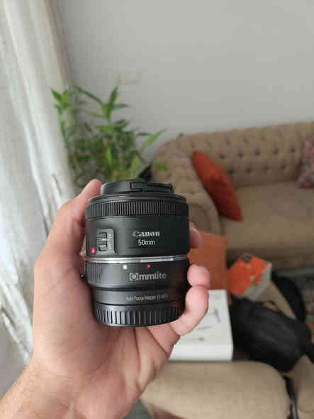 سلام عليكم شباب ادبتر اوتو فوكس من يشغل عدسات الكانون على السوني 
مع عدسة 50 ملم فتحة 1.8 
نضيفات كلش ممستخدمات هواية 
السعر 170 الف وبيهن شي بسيط للشراي

مكاني بغداد البياع ***********
