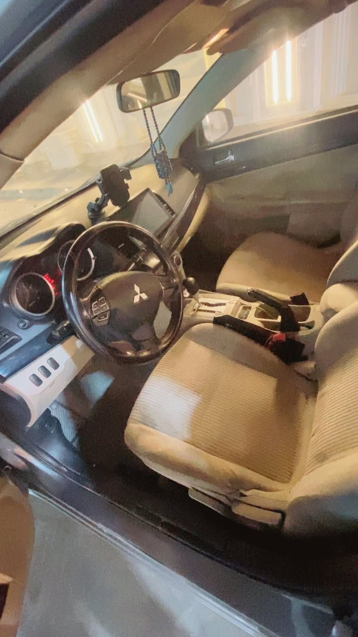 ميتسوبيشي لانسر
موديل ٢٠١٦ خليجي مكفوله
استلام شركة
كير مكينه مكفولات
تبريد ثلج
فول مواصفات عدا بصمه
السعر ١٠٢ بيع او مراوس سني هندي
ستفسار ***********
