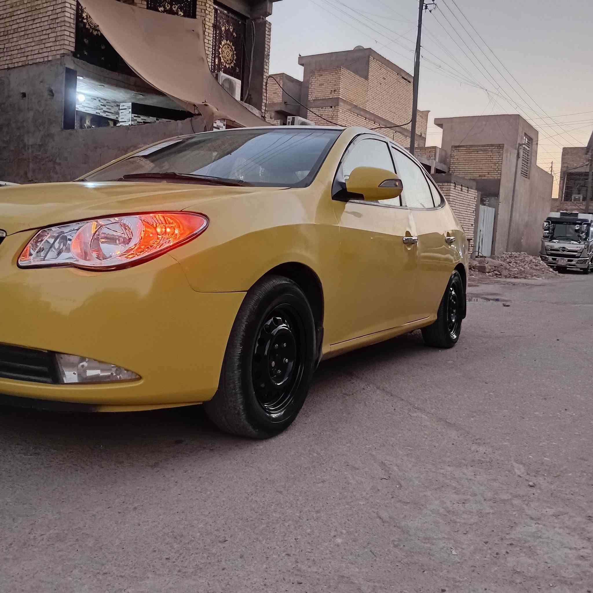النترا موديل ٢٠١١ وارد خليجي بيهه طخات بصيطه ومعمره سياره حجم مكينه ١٦٠٠ دكشن عالي تبريد شغال سعر ٧٤ بيهه مجال بصيط مكان سياره بغداد ***********
