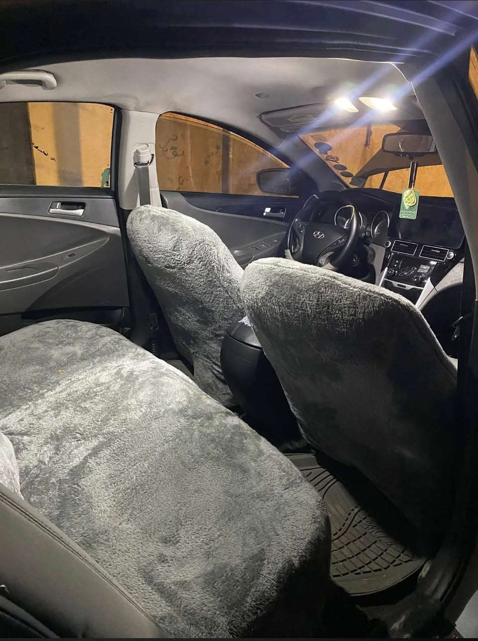 سلام عليكم 
ادوات ادوات 
سوناتا 2014 
مكينه 2400 GDI بانزين 
كير مكينه كفاله 
تبريد ثلج 
السياره جاهزه للأخير برغي نقص ما بيها فيت بم جديد تايرات جدد حداديه منفوضه نفض 
شاشه جبيره ابل كار بلي 
لايت زنون 
بديها حلو بس عوزه بوليش 
السعر 48  
للبيع او مراوس بتشارجر او اوباما مديل 2011-2014 وضروري 6 سلندر غيرها لا 
مكان بصره ساحه سعد 
*********** البصرة, العراق
