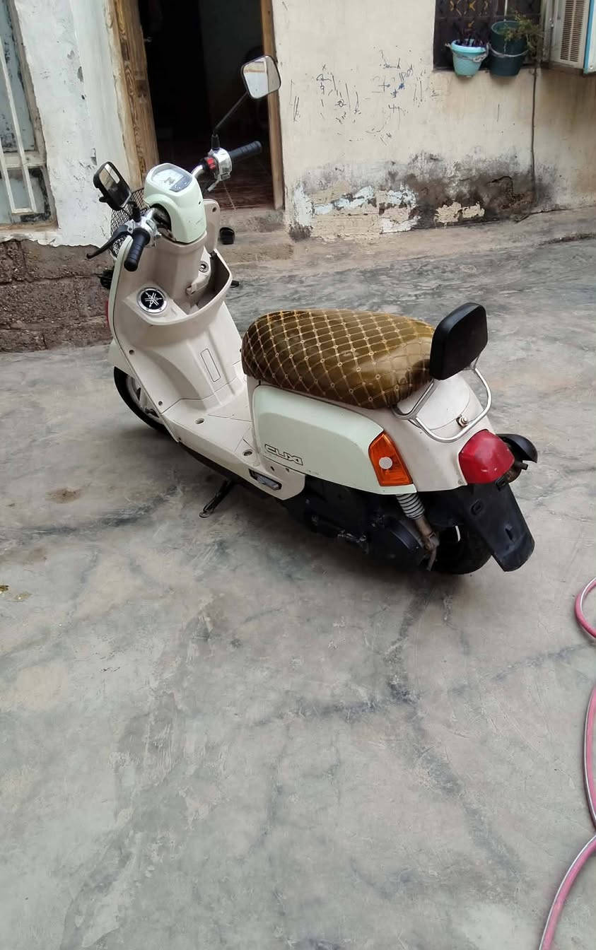 بوليس للبيع ٢٠١٠ ام ختم درجه فول بس محتاج فلوس ضروري مكان بعقوبه المفرك ***********   السعر ٦٥٠ بيها مجال
