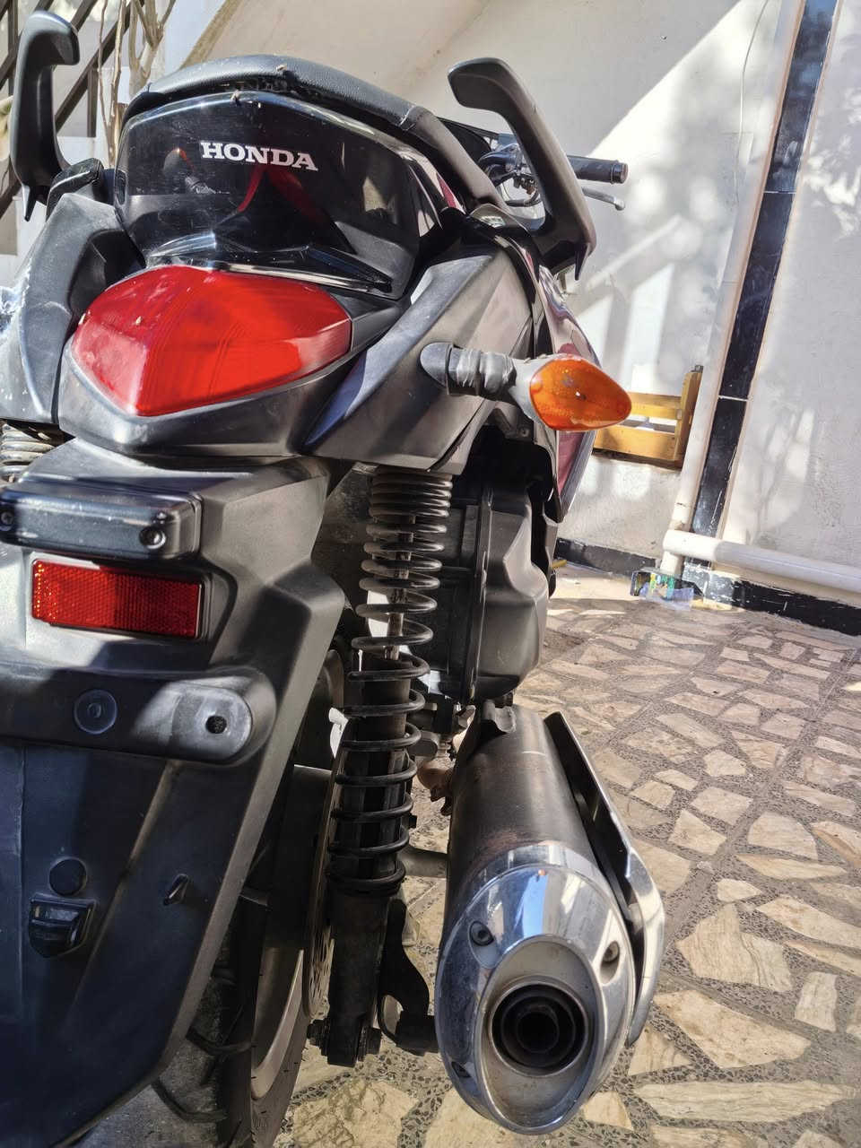 السلام عليكم شباب فاز للبيع كلشي ماعرف بيهن تعال وشوف لا تسأل شبيه ما بيها سعر ١٢ ورقة بغداد الثعالبة ***********
