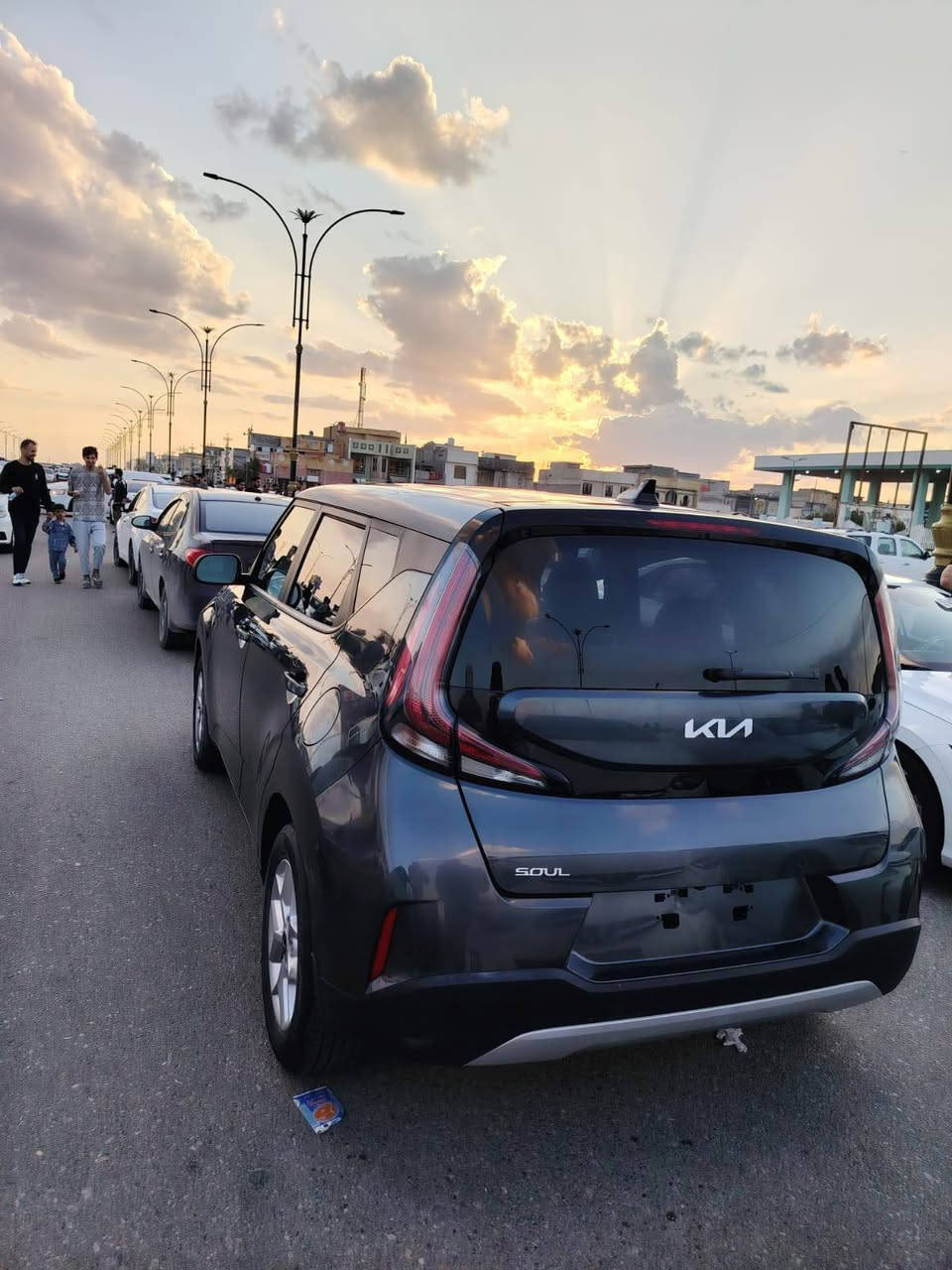 كيا صول 2024
حرة بدون رقم ..تترقم اي محافظة 
بيها ربع بنيد صبغ فقط وبارد بالجاملق 
138 وبيها مجال 
*********** البصرة, العراق
