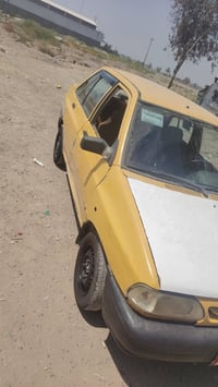 ٢٠١١ • بغداد • مكينة زينة