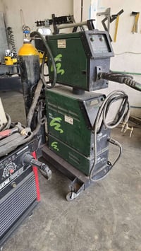 ماكينه لحام • ٤٠٠ أمبير • كلار المنطقه الصناعيه