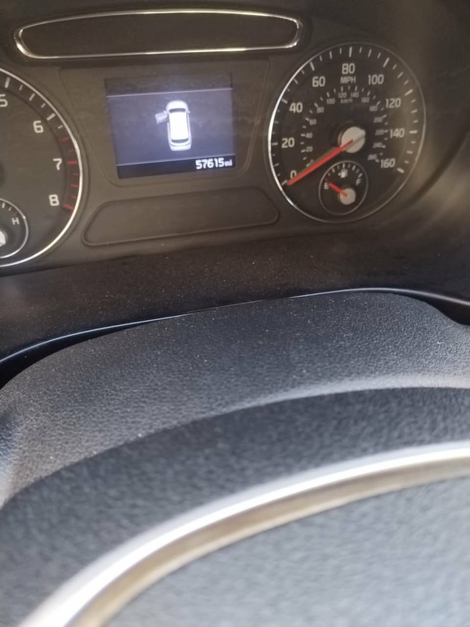 السلام عليكم سياره سورينتو موديل 2020 وارد امريكي مكينه 6 سلندر رقم بغداد 7 راكب 3قطع تبريد صور الحادث موجوده بالمنشور رقم الهاتف *********** السعر 210 بيه مجال  بصمه ٣ قطع تبريد ٦ سرندر ماشيه ٥٧  رادار تخم تأييرات جديدحداديه تمام  محرك مامفتوح لا تنقيص ولاتبخير السياره بسمي سنويه ٢٧ فورو يل بيه مواصفات هوايه   سياره حلوه مامتعوبه ترايك وين ميعجبك نتصل مكلف بنشر
