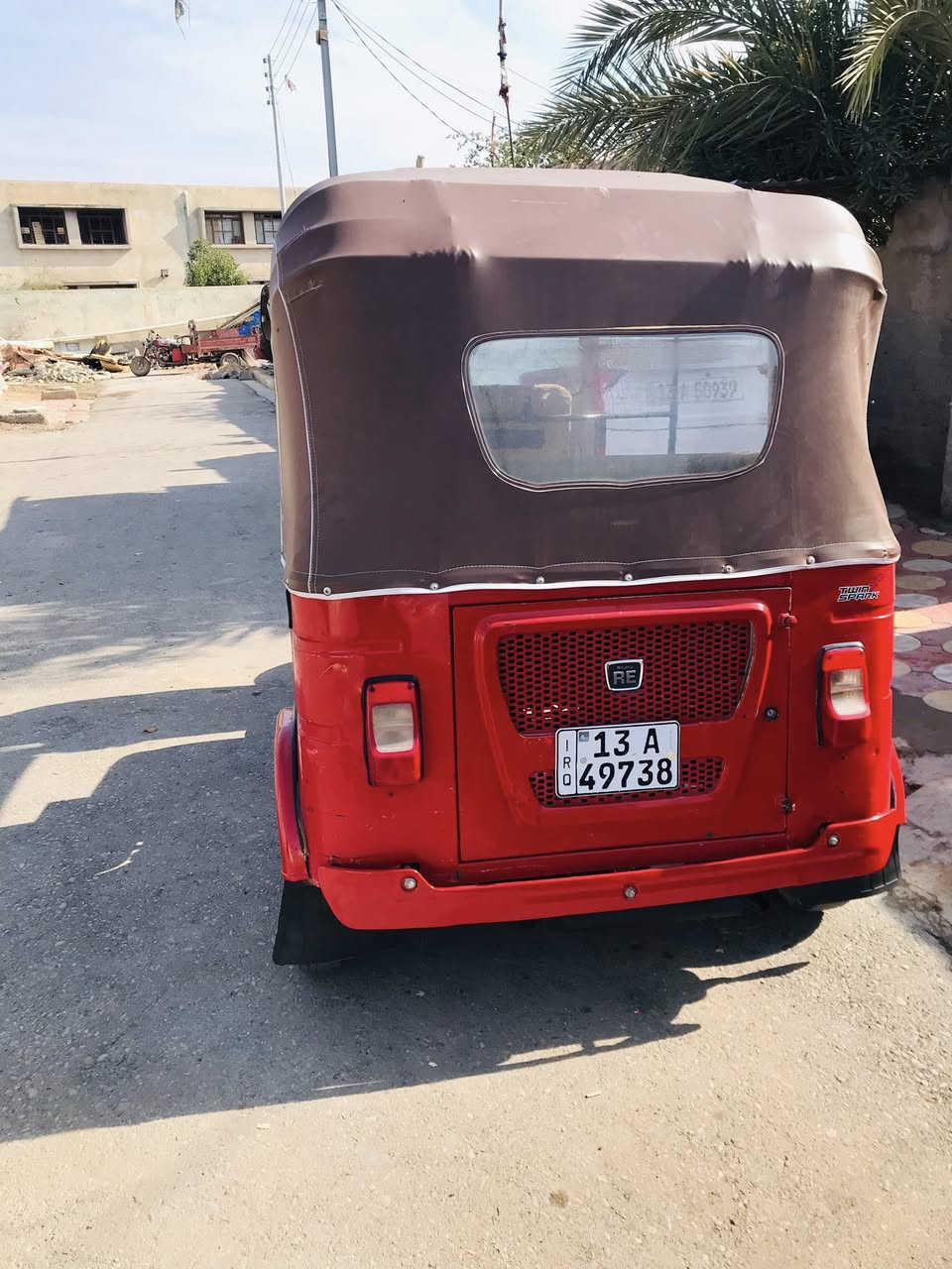 2021 شهر 12 رقم وسنويه التكتك مكفوله من الضربه والصبغ جاهزه من كلشي مكينة مفتوحه جديده كلش السعر 7500 وبيها مجال مكاني بالمجر ***********
