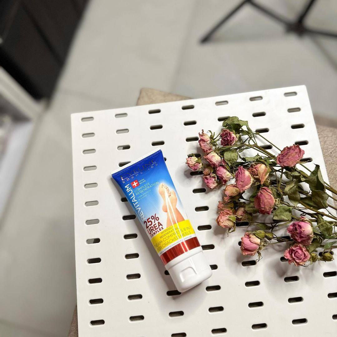 كريم ايفلين للأقدام الخشنة للغاية 💖💯
تركيبة فائقة التركيز تم تطويرها 
على أساس 25% من السيراميد ومركب اليوريا غني بالجلسرين وزبدة الشيا، يعني النتيجة ح تكون علاجية 100% ويدعم عملية التجديد الطبيعي للبشرة مما يجعلها تستعيد المرونة 😎العناية بالقدم🦶
من اهم الخطوات الي لازم تضيفيها لروتينج اليومي وحتى تحصلين ع اقدام ناعمة انصحج تجربيه 💯❤️‍🔥
كريم_أيفلين_للقدم #الاصلي_100


**إذا كنت صاحب هذا الإعلان وتريد حذفه لأي سبب، رجاءا أرسل رسالة إلى الدعم الفني**