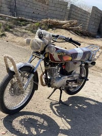 عندی دراجە للبیع السعر 550بی مجال منفیس رقم الاتصال 07511785930