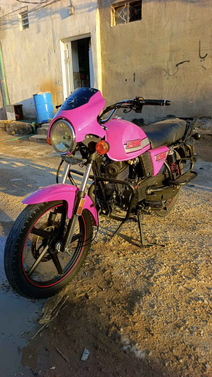 السلام عليكم دايون رقم نجف انكليزي 
دراجه جديده وماعايزه برغي تجي
 وتشوف بعينك بسمي مداور ثاني
 يوم موديل 23 النضافه 100 % 100 
مكاني النجف شارع المطار 
***********
