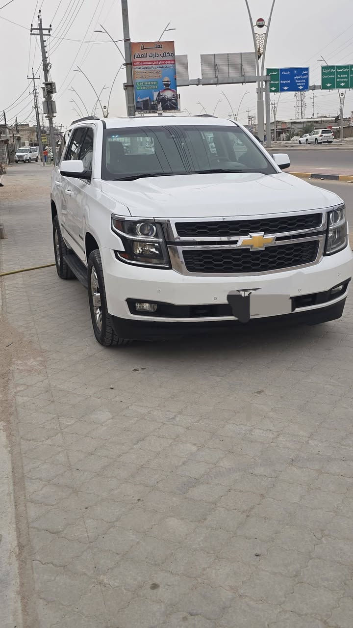 السلام عليكم تاهو خليجي للبيع 
السياره كفاله بيها بارد قليل 

موديل 2015 
فول موصفات بس بصمه مابيها
السعر 365 ورقه وبيها مجال

اتصال ***********
