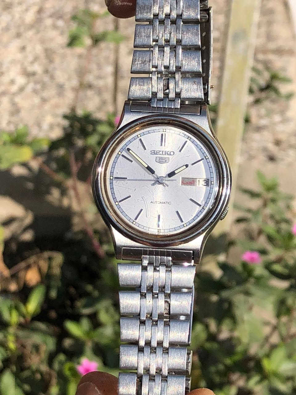 سيكو 5 لون مميز
اوتماتيك ياباني اصليه بل كامل
مينه لون مميز
نظافهه متازه ووقت مضبوط
تفاصيل تفضل خاص ♥️ 🌹


**إذا كنت صاحب هذا الإعلان وتريد حذفه لأي سبب، رجاءا أرسل رسالة إلى الدعم الفني**