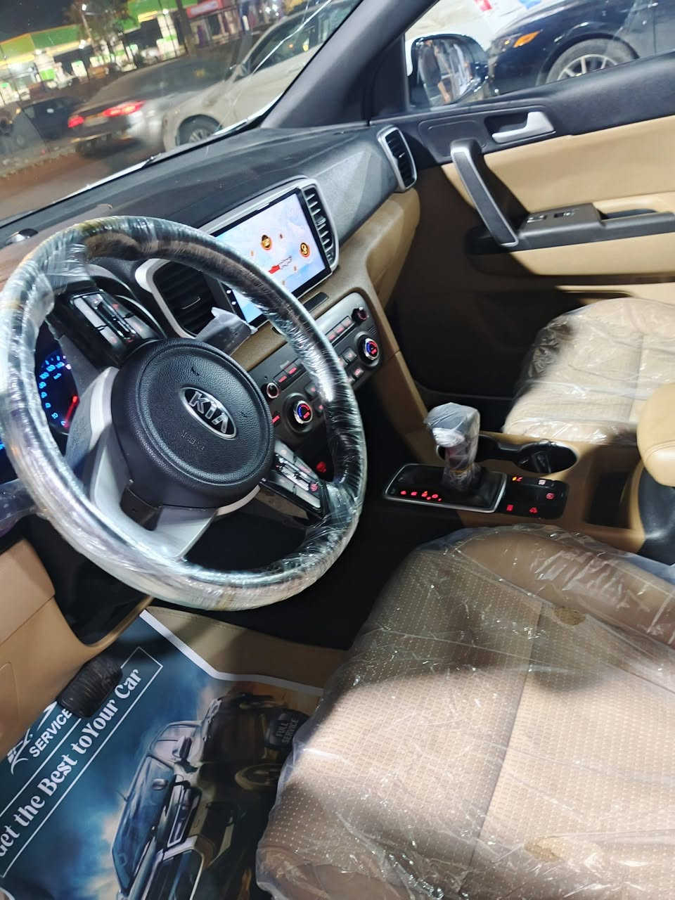 سبورتج خليجي موديل 19 
كفاله عامه صبغ وفتح وبارد ورصع وحالوب 
مواصفات فول للاخير 
بصمه 
بونراما 
صندوق كهرباء 
سايد بريك بصمه 
كشنات جلد وكهرباء
شاحن واير ليس 
حساسات أمامية وخلفية 
شاشه ونفكيشن
ماشيه 86 
كتلوكات وبصمات اثنين
السياره لوك استخدام شخصي
رقم بغداد بسمي
السعر205
***********
***********
