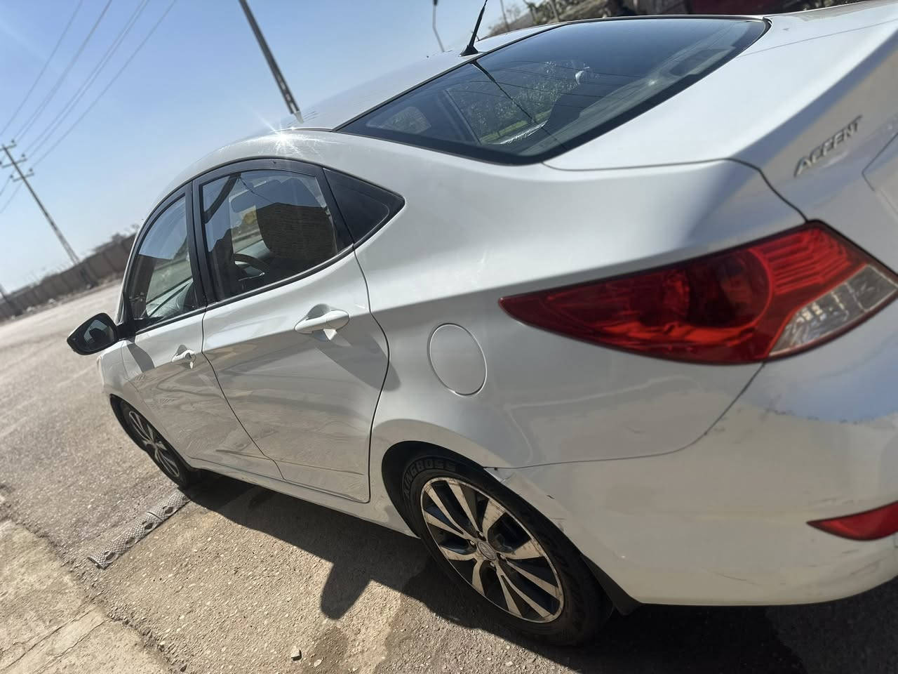 أللهم صل على محمد وآل محمد اكسنت موديل 15 خليجي مكينه 1600 السياره بيهه صبغ كد شبر جاملغ امامي والباقي كفاله ماشيه 151 السياره احله من الصور مكان. ميسان نهاوند *********** السعر 115
