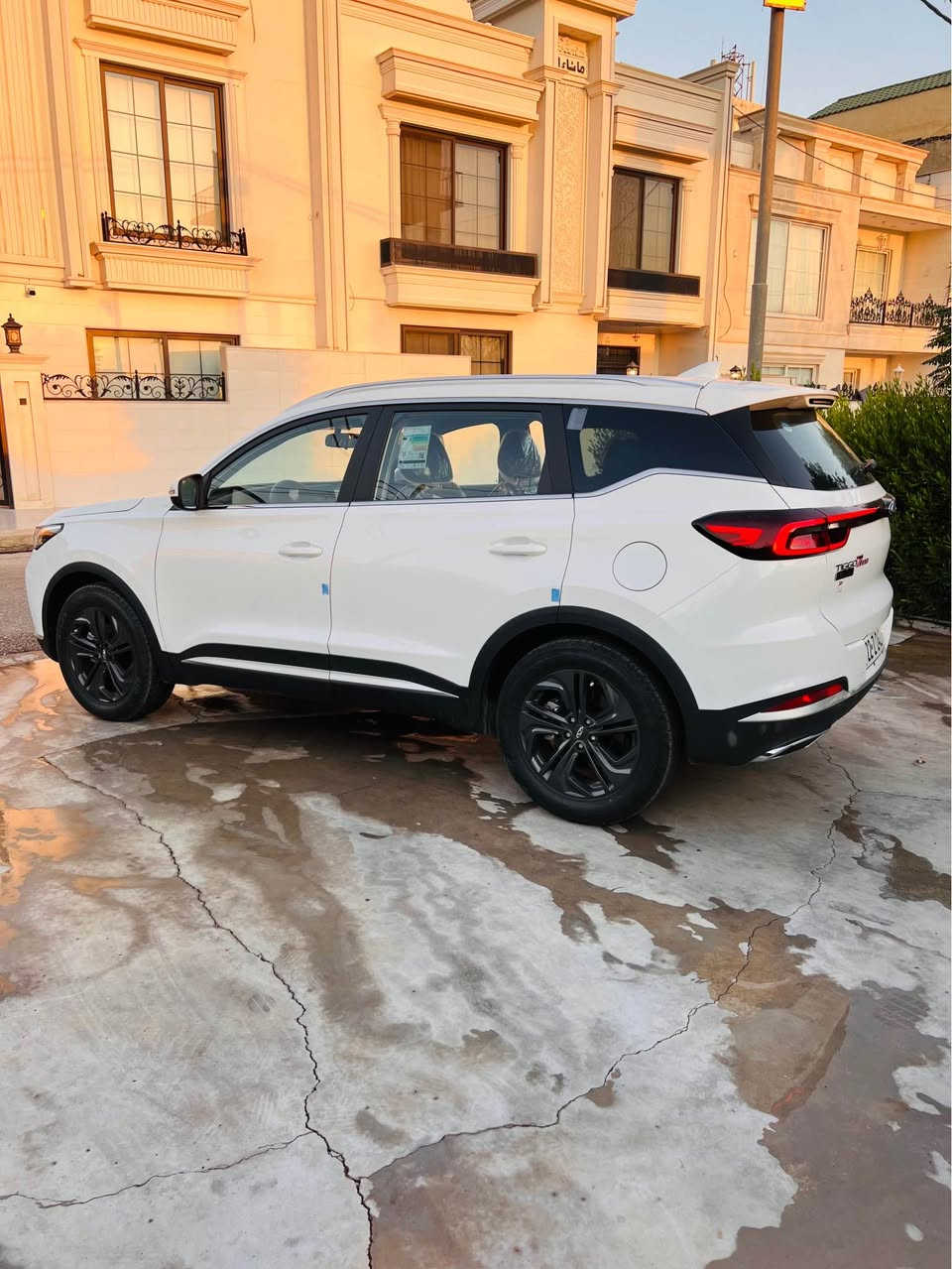 Chery pro7 موديل 2024
يه ك ده سته له شه ريكه وه 
هه زار كيلومه تر رويشتووه 
زه مانى شه ريكه ى له گه له
هيج هيجى به شه رت 
شوين هه ولير *********** Singapore
