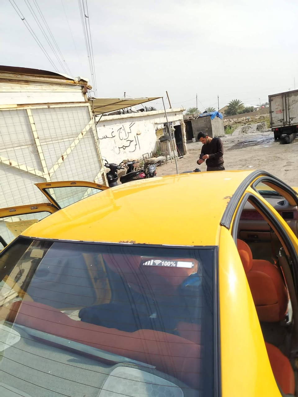 السلام عليكم سياره سمند 2011 تخم تاير تبريد ثلج كير  ومكينه لوك وضمان السياره السعر 30 ورقه وبيها مجال عنوان سياره بغداد رقم التلفون ***********
