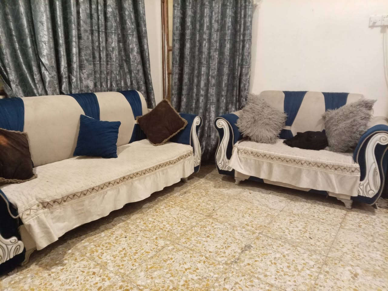 السلام عليكم تخم للبيع 10 مقاعد اليريده يراسلني خاص بي ضرر بصيط السعر 130


**إذا كنت صاحب هذا الإعلان وتريد حذفه لأي سبب، رجاءا أرسل رسالة إلى الدعم الفني**