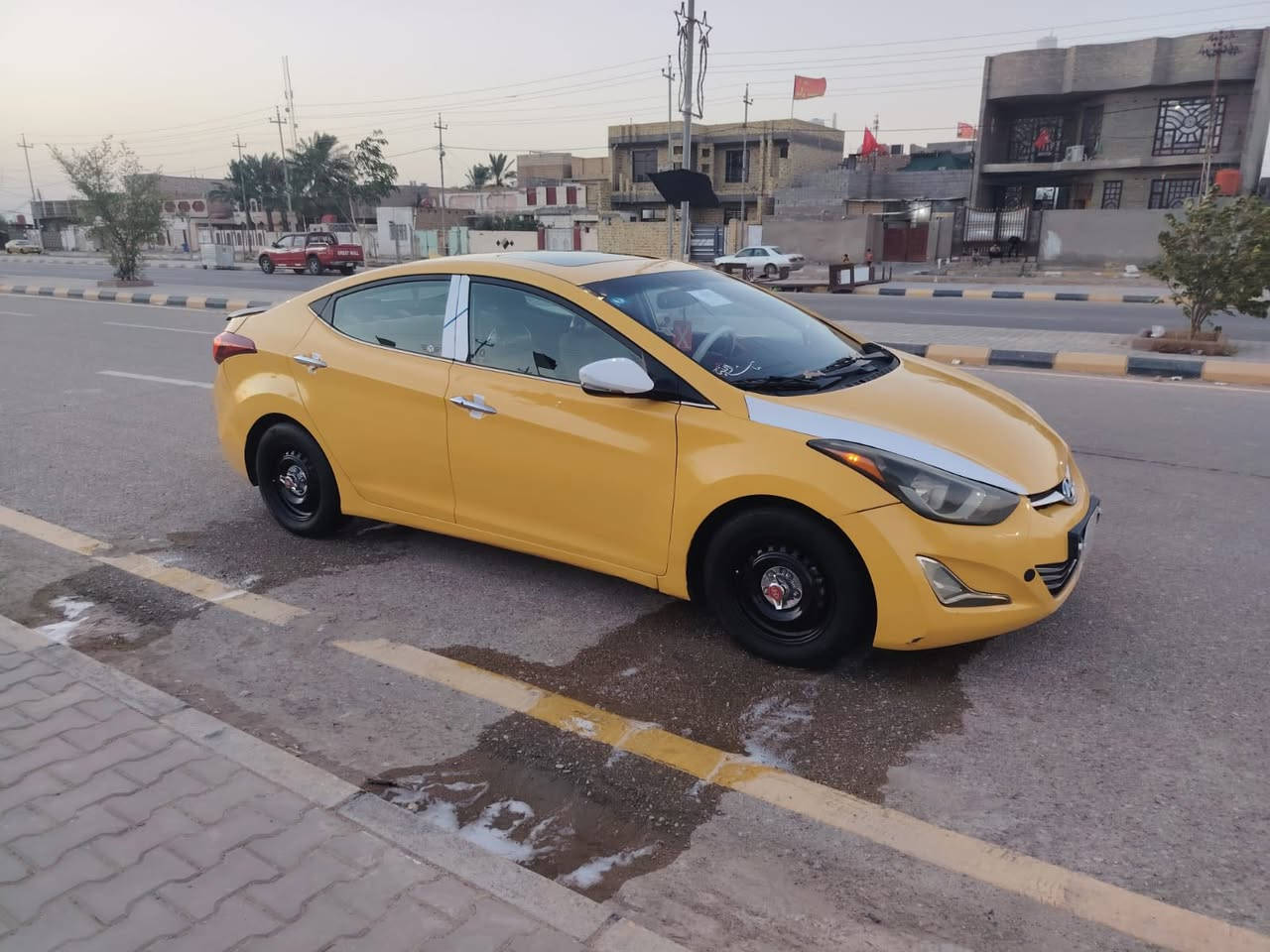 السلام عليكم النتره موديل 2015 وارد امريكي بيها طخه بل جاملغ الخلفي بصيطه والباقي مكفول السياره ليبل واحد مكينه 2000 دوش رقم بغداد دولي خط وبحث مصفرات السياره فول مواصفات فتحه بصمه شاشه كامره فول السياره تخم تاير حداديه جديده تبريد ثلج السعر 97 وبيها مجال الشراي هاذ رقمي *********** مكان السيآره واسط ما متواجد ع فيس
