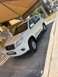 برادو 13 كويتي 6 سلندر دبل تانكي بيه صبغ الجاملغ الخلفي والباب الخلفي ...