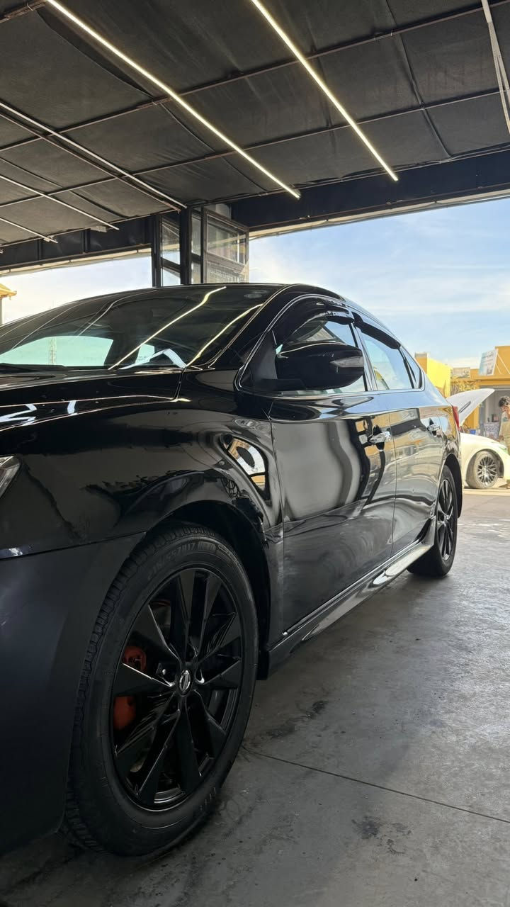 نيسان سنترا للبيع موديل 2017 رقم اربيل سنويا هزه جديده. 2027
ضرر صندوك فقط 
ماشيه 116 
كشنات تدفى 
سقف ستلايت 
تشغيل بصمه. 
السعر 117 
عليها غرامات. 200$ 
مكان سياره بدهوك 
***********
***********
