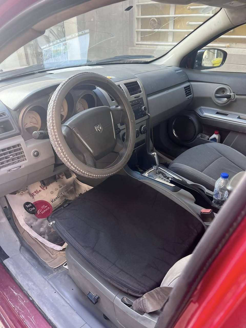 للبيع افنجر 2008 محرك 2400 
حادثها باب وجاملغ صفحة سايق 
لغود وشواصي وتكم وقمارة بدون اي تصليح 
بيهة مكانات جارد الكلير مالتها 
محرك وكير وصد امامي خلفي جديد 
منظومة تبريد مشدودة جديدة كاملة 
رقم بغداد سنوية لل27 رقم الماني 
سعرها 57  وبيها مجال للشراي 
***********
