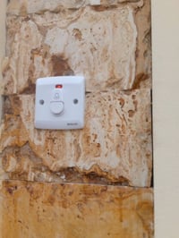 كهربائي • تأسيس بيوت • سعر مناسب