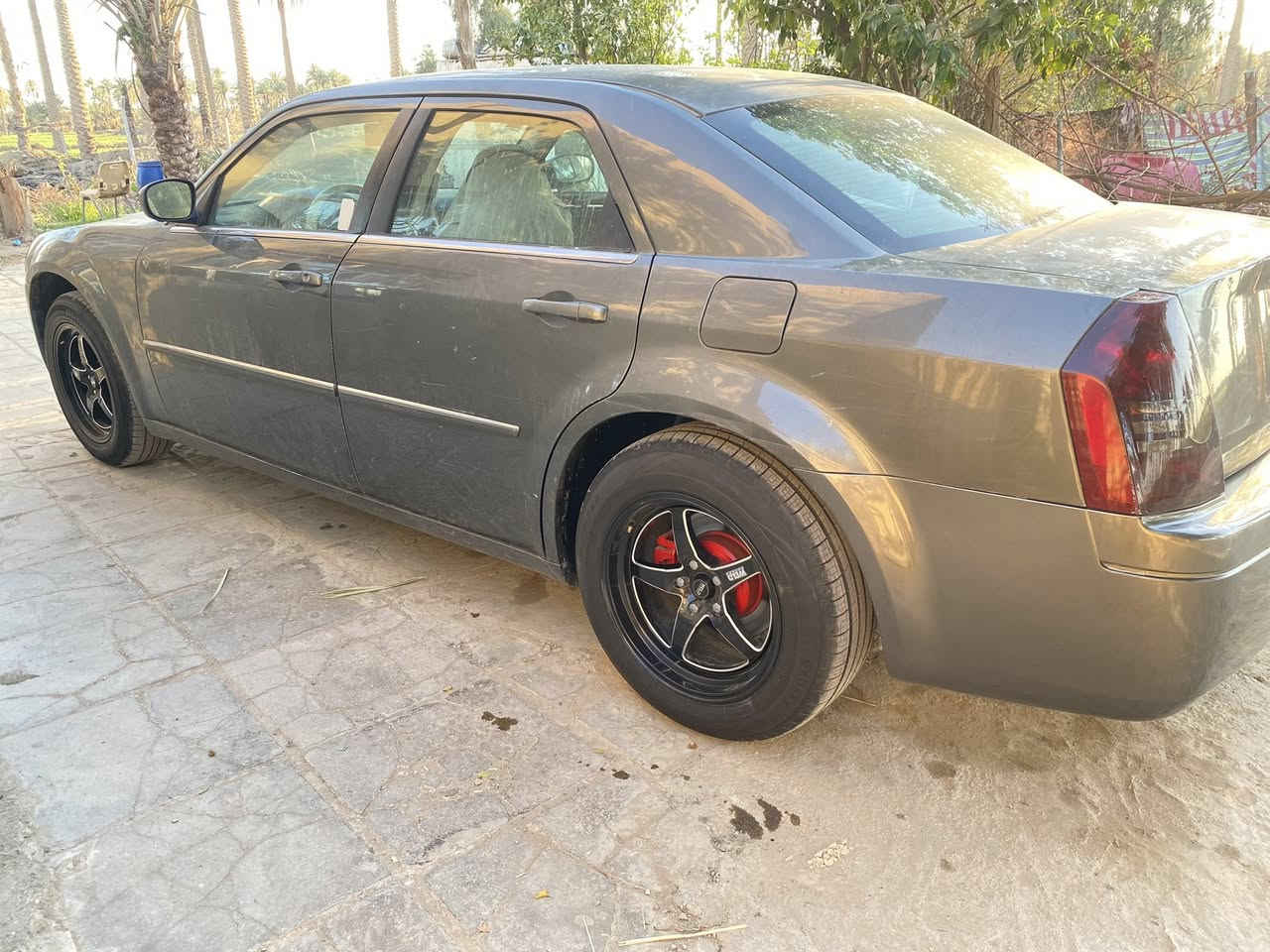 السلام عليكم اوباما موديل 2009 رقم بغداد الماني سنويه ل28 گير ومحرك واكسل وعربانه وتخم وتاير ويل وباتري كله جديد محرك بعده ع ضمان سياره مكفوله من الصبغ والفتح فقط دعاميات مرشوشه سياره جاهزه معايزه  استفسار اكثر اتصل  مكاني نجف مشخاب ***********
