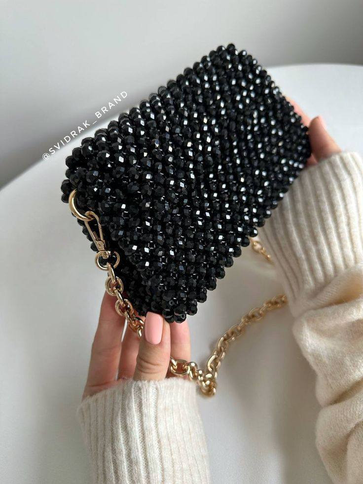 اعمال يدويه جنط حسب الطلب للحجز
تواصل على الخاص


**إذا كنت صاحب هذا الإعلان وتريد حذفه لأي سبب، رجاءا أرسل رسالة إلى الدعم الفني**