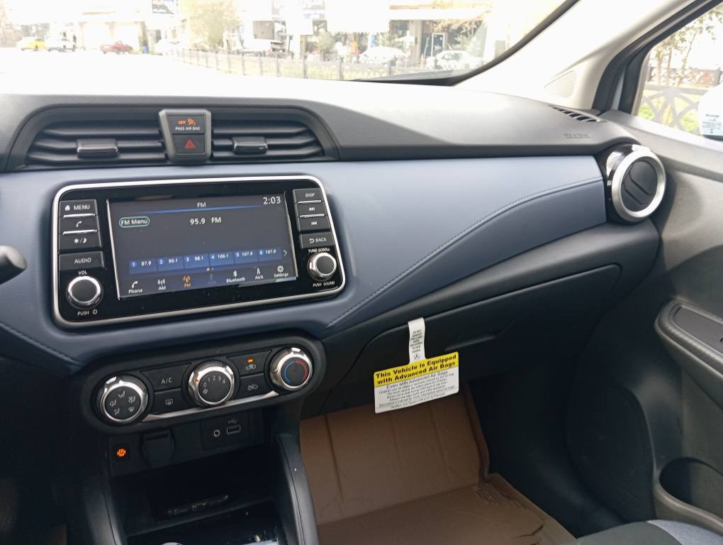 نيسان ڤيرسا موديل 2024 مواصفات SV لون سموكي مميز 
السيارة كلين من الدعاميه للدعاميه بدون صبغ بدون ايرباك 
فقط رصعه بالبونيد صارت بالشحن حتى الدعاميات بدون صبغ 
السياره ماشيه 10 تالاف ميل شحن لاسلكي وبقية المواصفات 
رقم كاتي تترقم محافظات الاقليم مع مدة ترقيم 90 يوم 
مكان السيارة كركوك 
السعر المطلوب 130 وبيها مجال 
وهذا رقم الشاصي  3N1CN8EV3RL883693
للاستفسار الاتصال على الرقمين 
*********** --***********
ملاحظه الرقمين بيها واتساب 🌺🌺 كركوك, العراق
