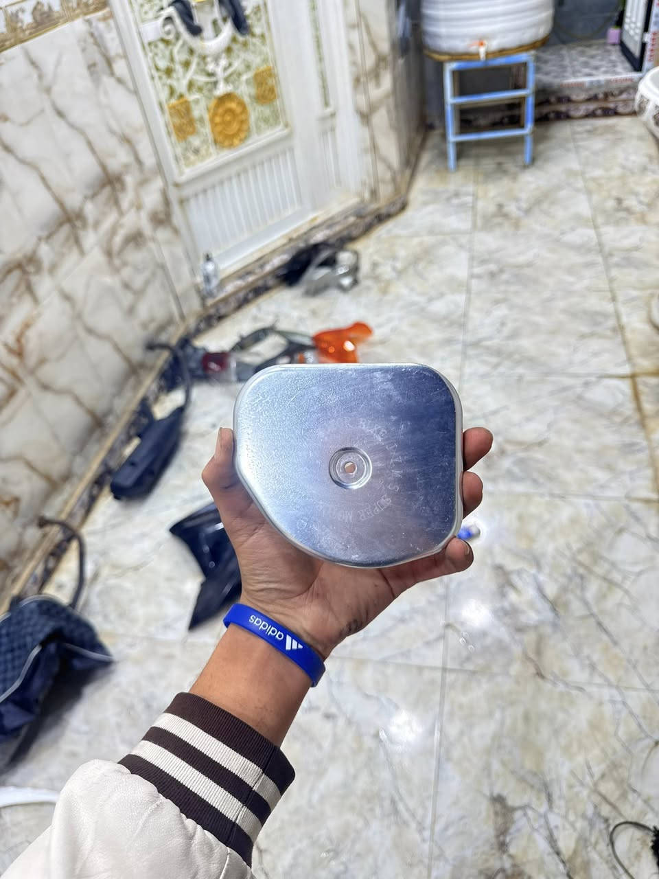 غراض ماكس كله اصلي
كلمن وسعره خاص مفتوح /موجود توصيل داخل ميسان

واتساب مفتوح ***********
