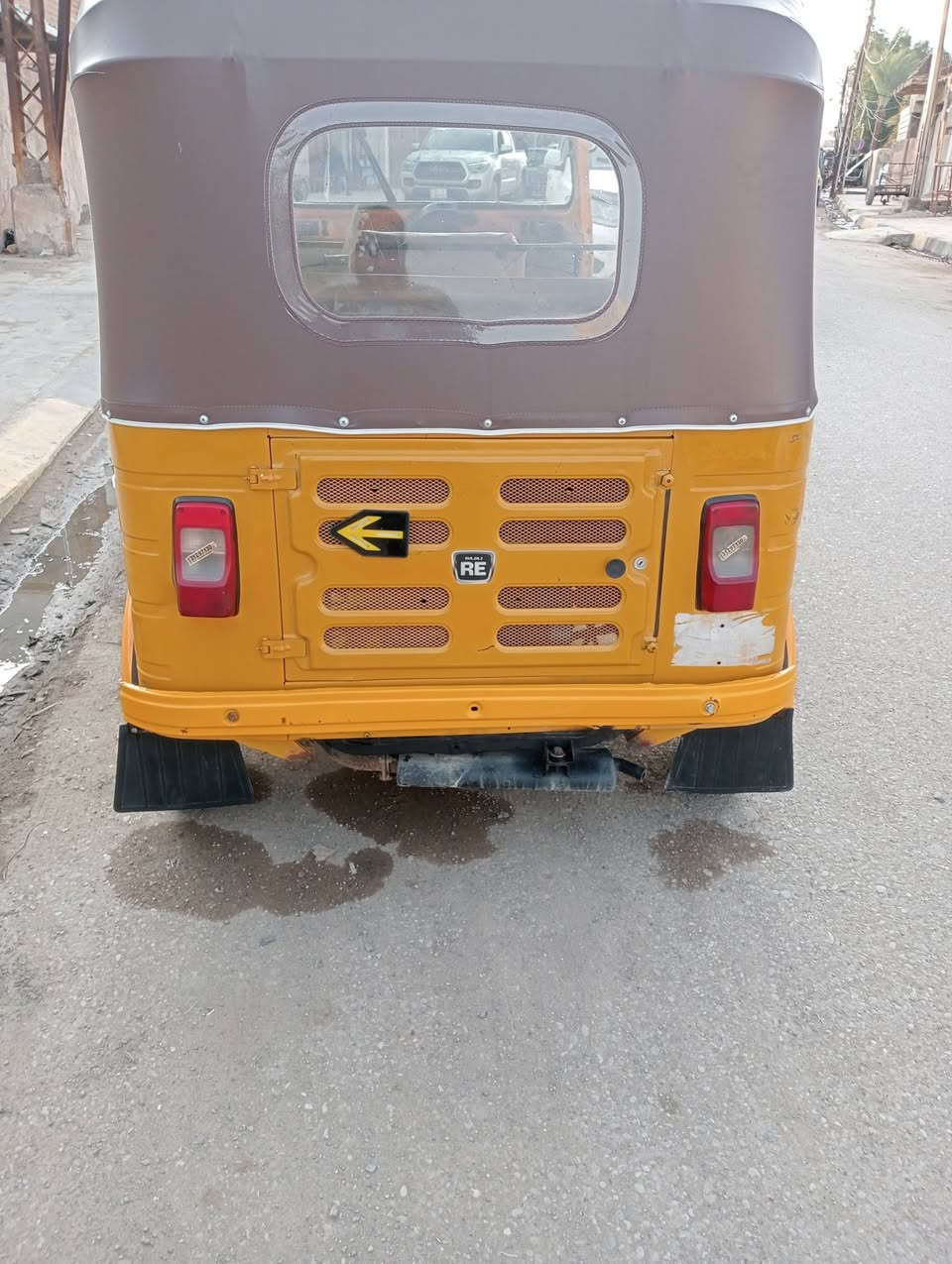 السلام عليكم تتوفر توك توك موديل 2020 للبيع كفاله عامه ماكينه وقشر واكسل فقط طخه زغيره ***********
