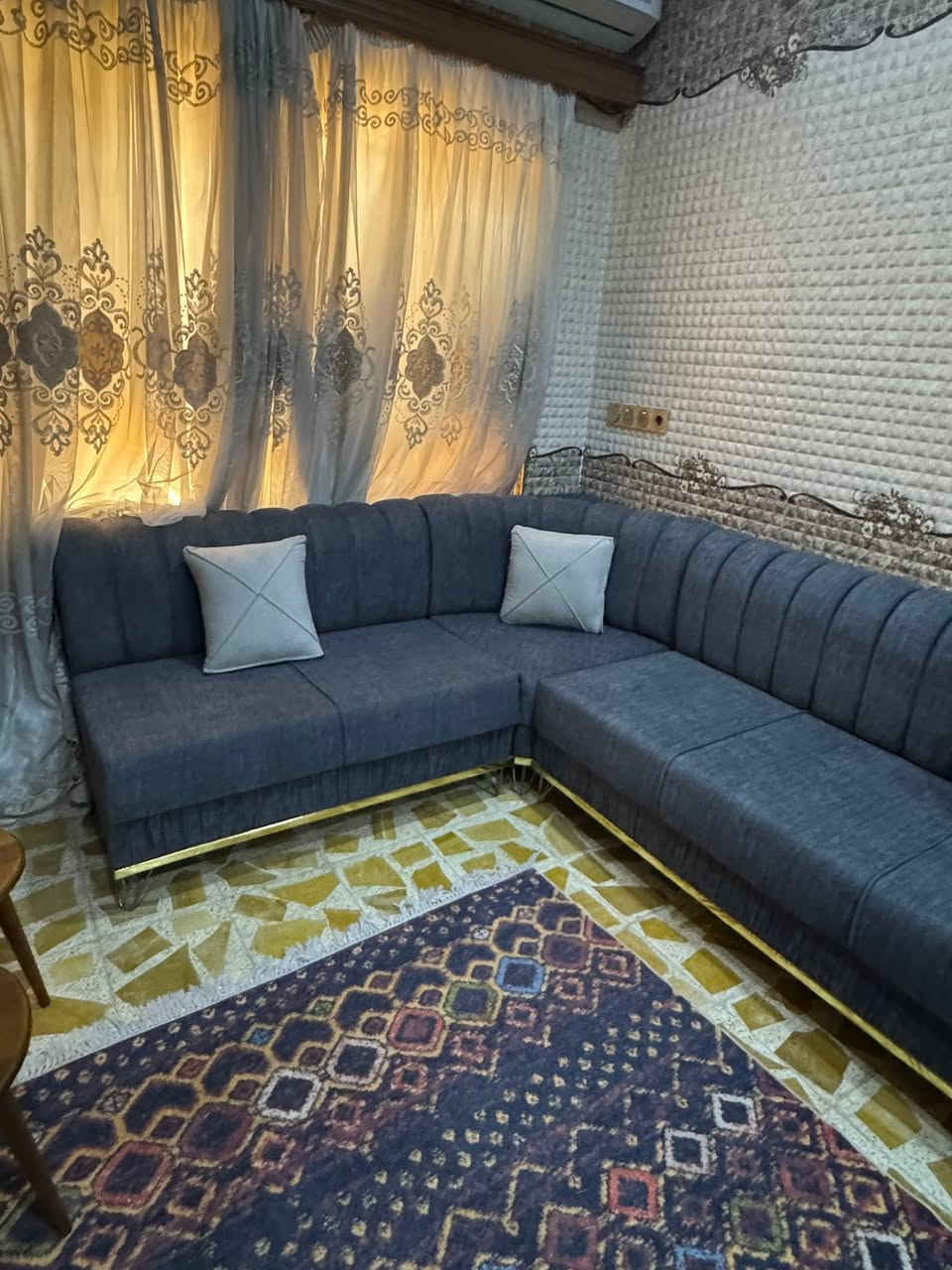السلام عليكم عندي هذا الديوان للبيع جديد العام سويته ومامستخدم نظافة ١٠٠٪؜ عنواني موصل مزرعة الدباغ 
صار عليه بمليون ونص واريده ب٥٠٠  مضطره ع بيعته امانة الله مامستخدم نهائي


**إذا كنت صاحب هذا الإعلان وتريد حذفه لأي سبب، رجاءا أرسل رسالة إلى الدعم الفني**