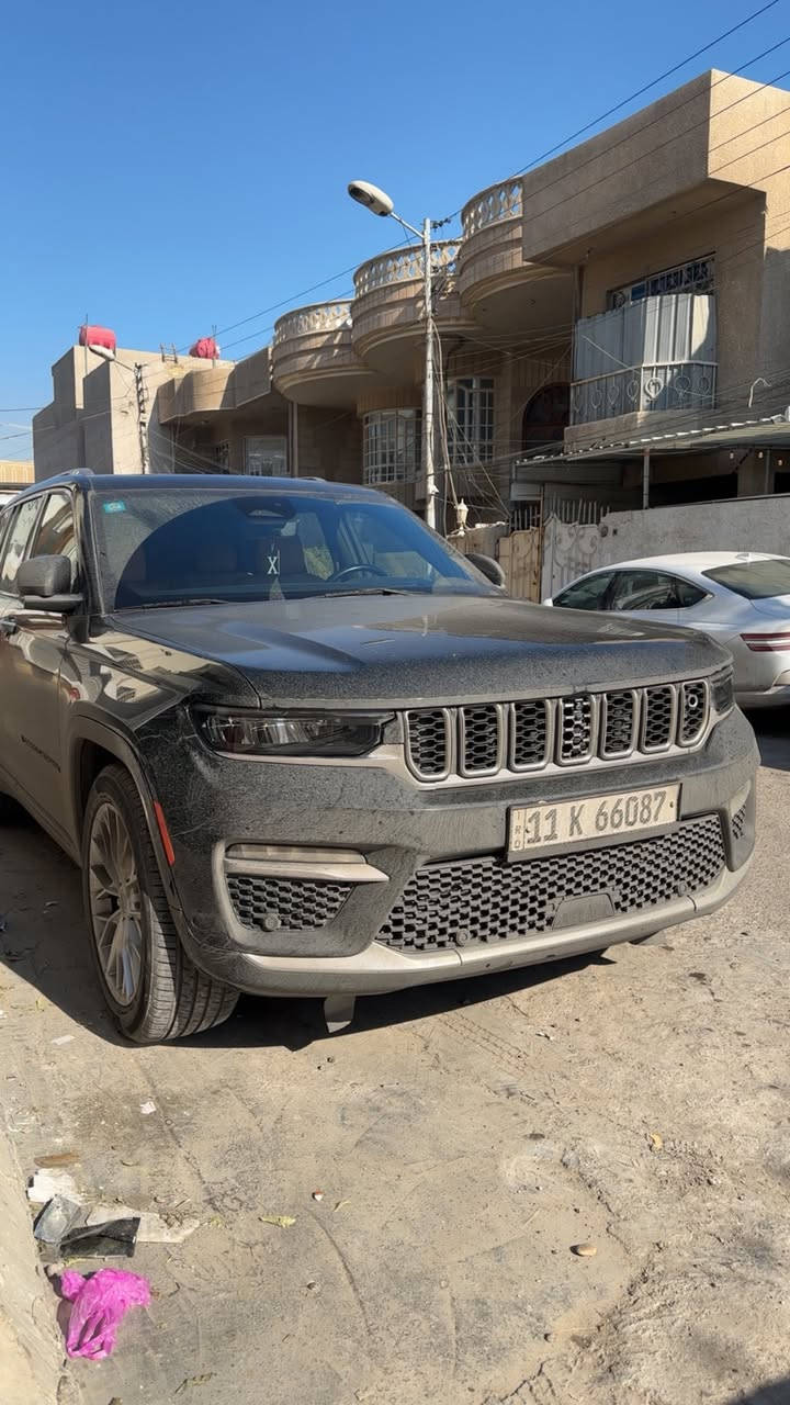 سلام عليكم جيب سومت موديل 2022 فول مواصفات للأخير داتا شو اوتو بارك جكات ماشية 3700حادثها بس بنيد وجاملغ صبغ السعر 310 العنوان بغداد لبنوك ***********
