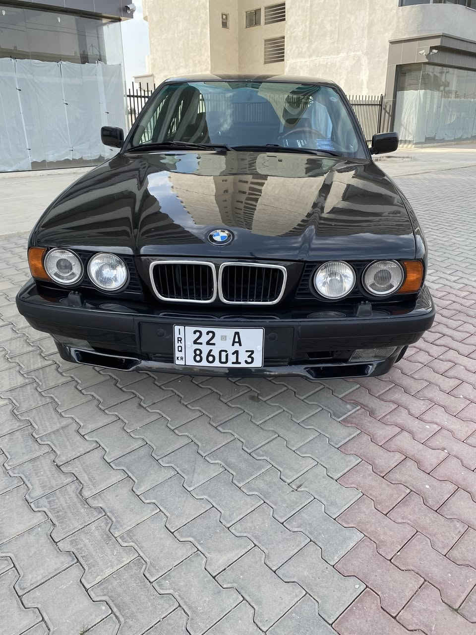 السلام عليكم للبيع بي ام 525 بلادي موديل 1992 محرك مسكر شرط كير وتماتيك شرط صدر امامي خلفي جديد تخم تاير جديد تخم ويل اصلي بلادي رقم  اربيل دولي سنويه الغايه 2030 هزه جديد تبريد ثلج < تدفئه نار السياره صبغ عام جماليه بدون اي حادث غرفه جديده دبل يرباك ستيرن يرباك  وبيها مجال  مكاني كركوك  
للتواصل 
0772 963 8292
