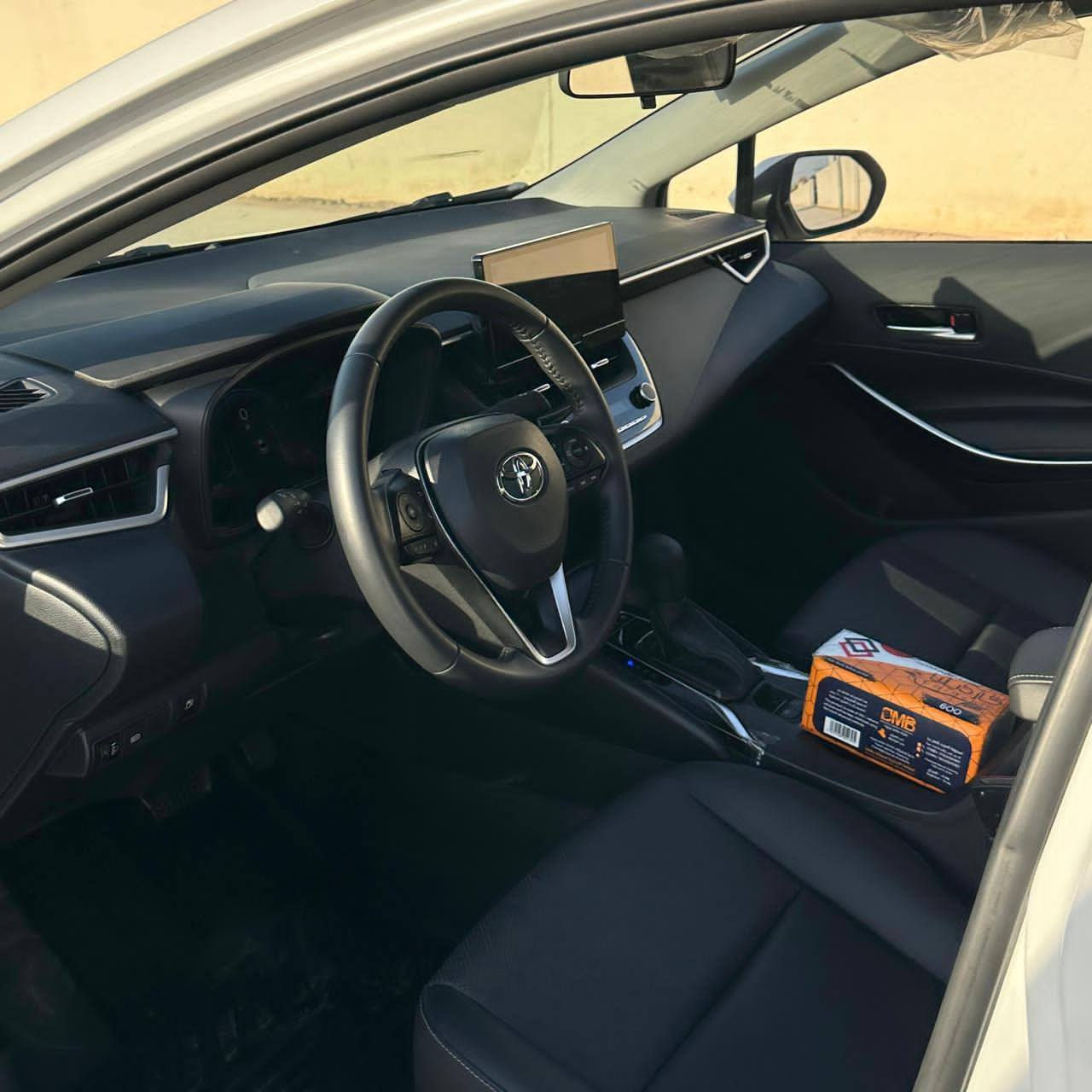 تويوتا كورولا هايبرد HEV 2025
شكل الخليجي
لون أبيض 
ماشية 5 ألف كيلو 
رقم بغداد بأسمي تحويل مباشر

 مغلفة حماية ppf بل كامل 

مواصفات 
كشنات جلد اصلي
ستيرن جلد
فتحة سقف سلايد 
رادار امامي 
مانع تصادم 

مكفولة كفالة عامة من شخط ورصعة 
مكان السيارة بغداد 
للاستفسار ***********
