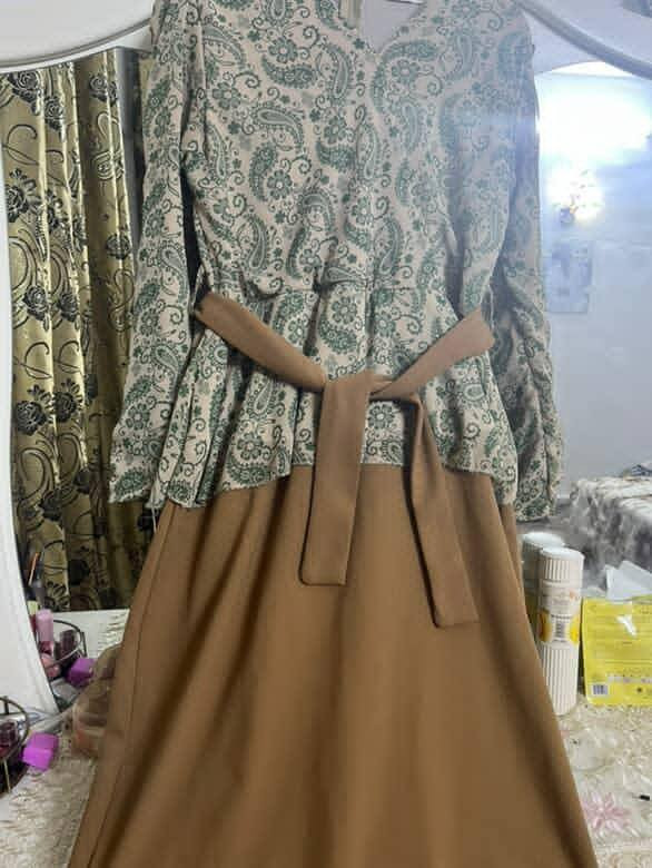 فساتين استعمال قليل سعر الفستان 10
يلبس عمر 15 سنه او  اقل او محير 
مكان بغداد ويوجد توصيل


**إذا كنت صاحب هذا الإعلان وتريد حذفه لأي سبب، رجاءا أرسل رسالة إلى الدعم الفني**