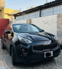 سبورتج 17 أمريكي محرك 2400  حادثها جاملغ وبنيد فقط  سعرها مناسب جدا….1...