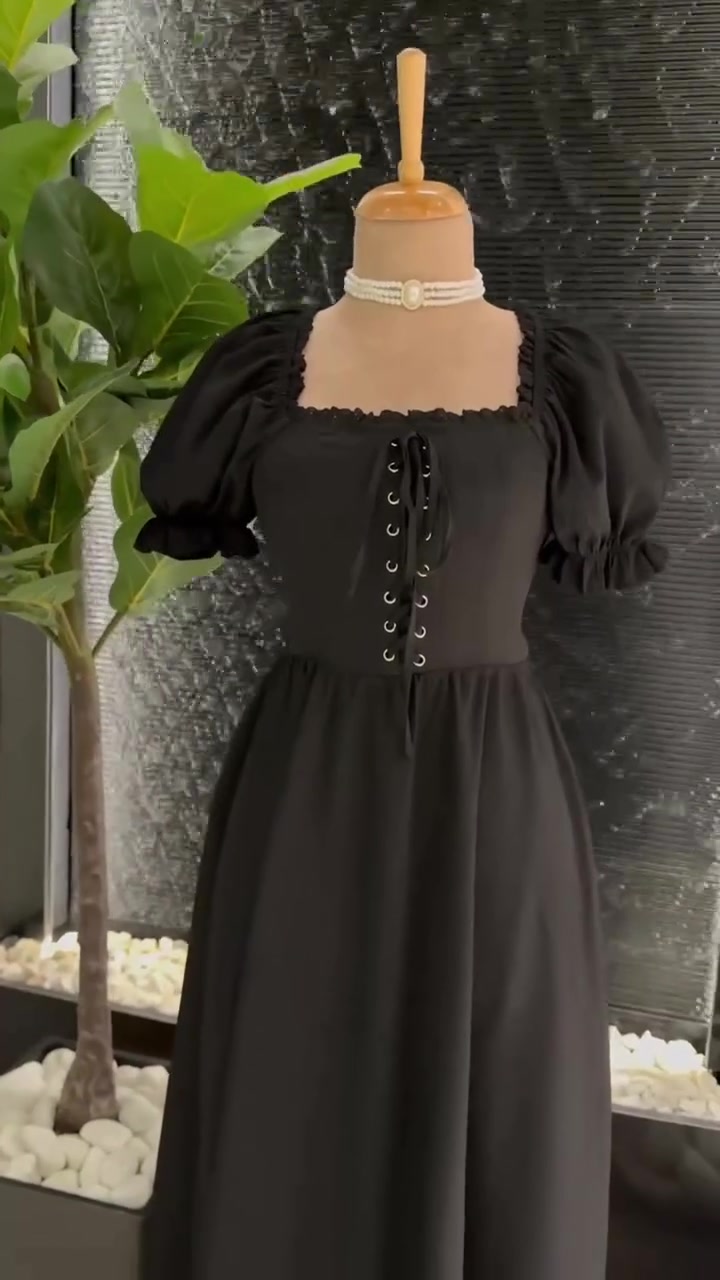 من اجمل الفساتين والاكثر طلباً رجعنا كررناه الكم باللون الاسود 🖤🖤🖤
متوفر من قياس ٣٦ الى ٤٤ 
التصوير خاص بصفحتنا لا نحلل ولا نسمح باستخدامه 🔥


**إذا كنت صاحب هذا الإعلان وتريد حذفه لأي سبب، رجاءا أرسل رسالة إلى الدعم الفني**