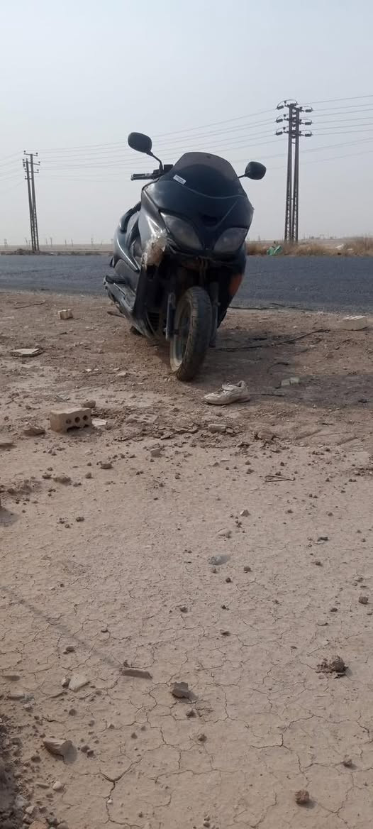 سلام عليكم فورزه 08لبيع دراجه شقاله مابيه أي إشي شقل بصمه وروح أبيه تجي شوفه بعينك أبس شويه كفراته تعبان أبيعه كومه حديد بغداد النهروان وتساب ***********
