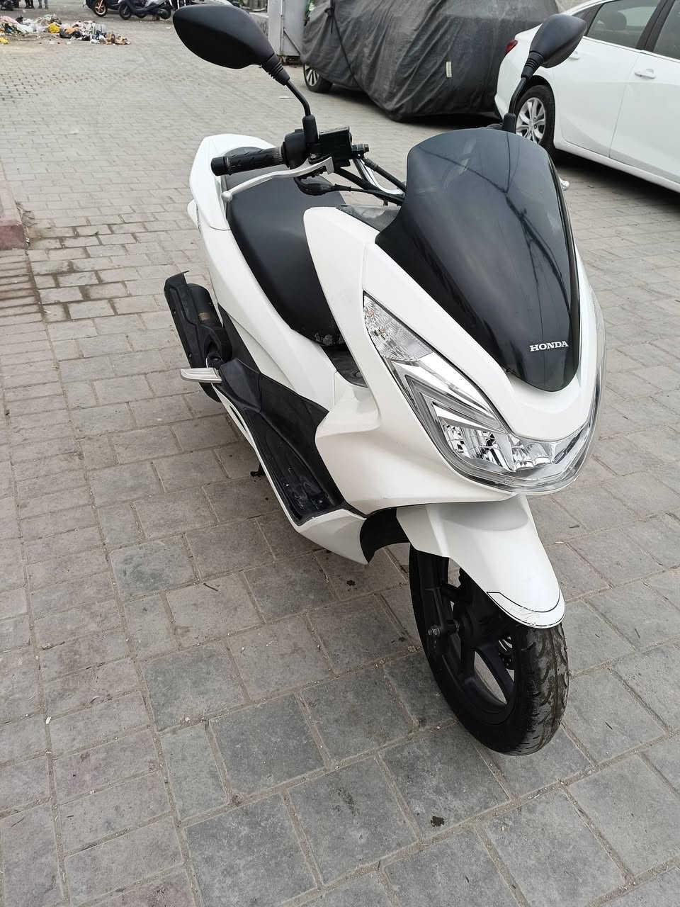 السلام عليكم BCXالجيل الثاني يابانية gf موديل 18 حرف A مواصفات 150 مكفول كفالة عامة اي نقص  قبل شهرين نازلة رمبة حساس زدحام ستان حساس مكاني بغداد للتواصل ***********
