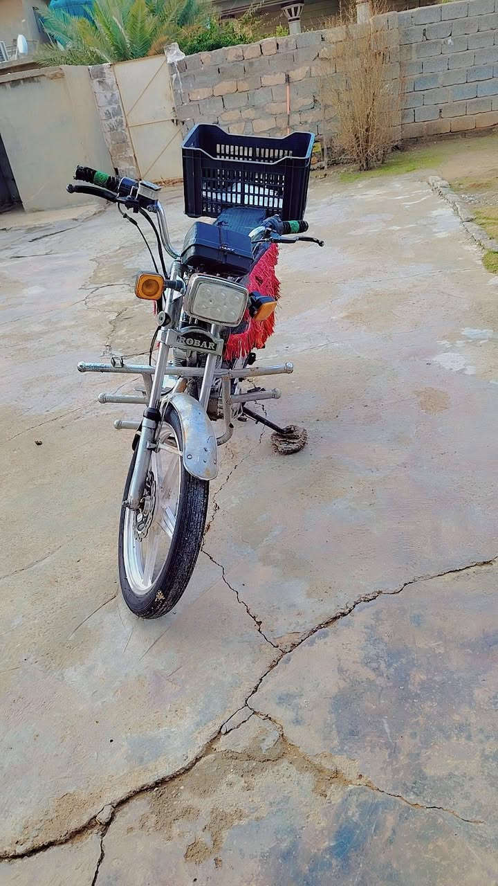 السلام عليكم
ماطور روبر 5 گير موديل 2018 للبيع معمر جديد وشغال من كل النواحي كهربائيات شغالة فقط شغل وتوكل السعر 250 وبي مجال للگرايب
لحد ايراسل شراي خابر ع هذا الرقم ***********
