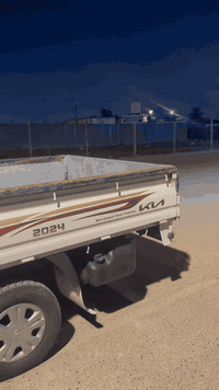 السلام عليكم كيا موديل 24  رقم بغداد الانگليزي ماشيه 24 الف حقيقي جامة الربع سلايت سياره كلشي بيها عل شركه كفاله عامه العنوان بغداد المشتل للاستفسار الأتصال على الرقم ***********
