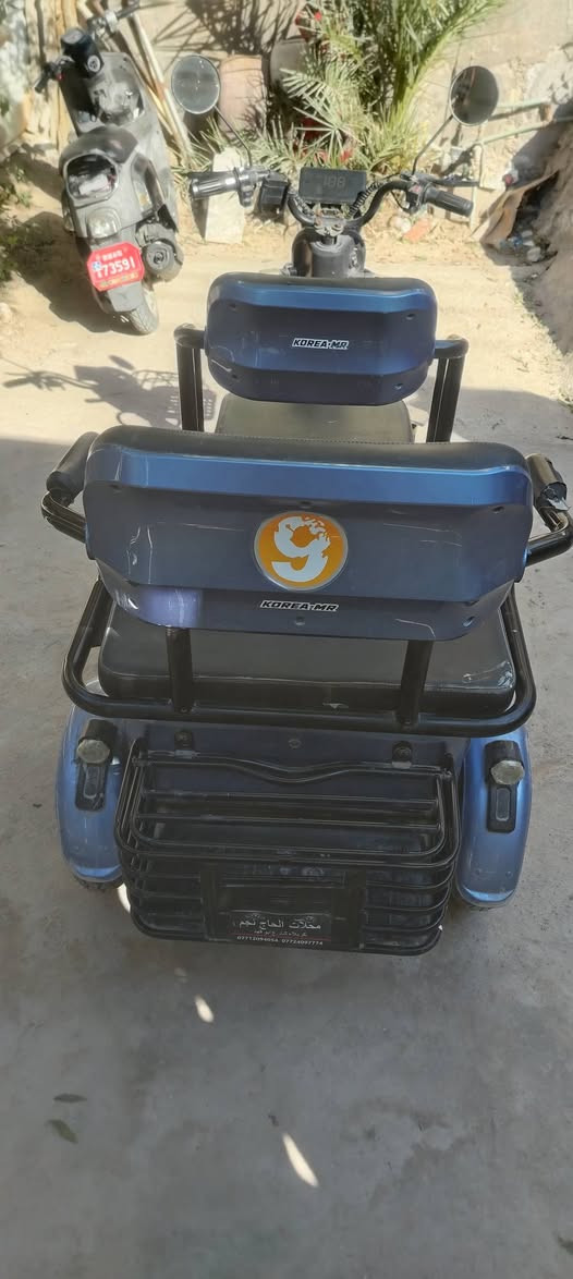 دراجه ثلاثيه شحن نضيفه باتريات جدد سعر مناسب مال محتاج للاستفسار الاتصال على الرقم ***********

