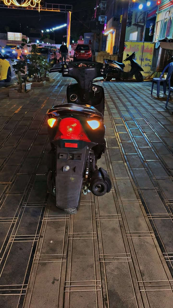 دراجه ثعلب للبيع بلادي قيم وأخذ ختم واحد ويه المكينه سلف كهربائيات كله شغاله صالنصه بلادي جيك واخذ لاتبخير لادخان الدراجه اطيك بيه ضمان يصير بيه شي ترجعه كلشي بلادي
مكاني بغداد العطيفيه ***********
