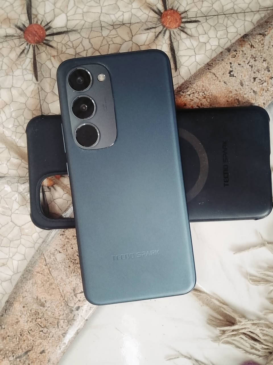 معلوماته جوا. 👇🏻👇🏻.. ستوني مشتري شاشه مضلع. مراوس ب ايفون11.
واسط الكوت رقمي وتساب. ***********
