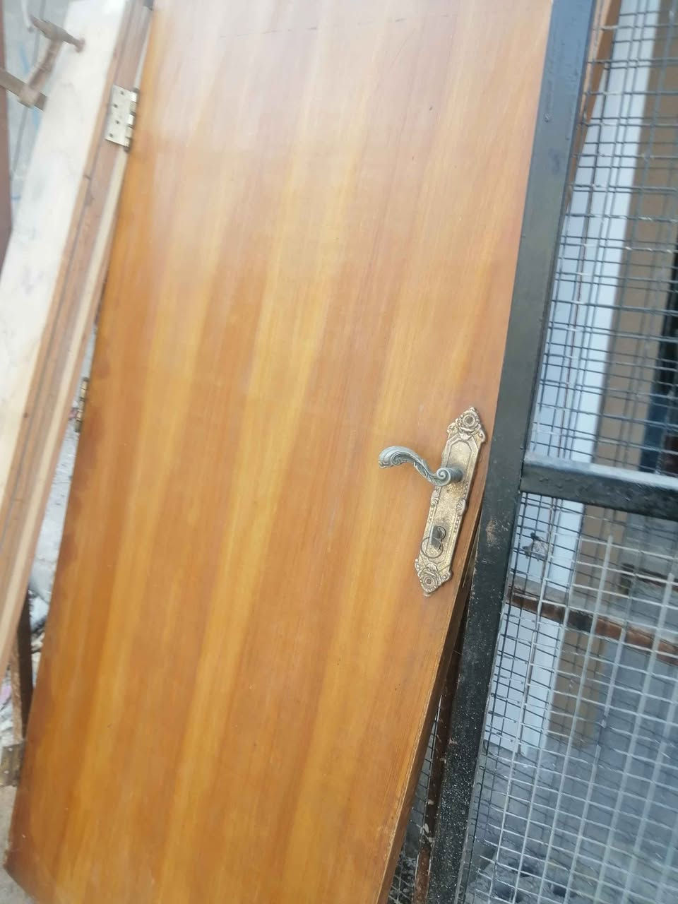 سلام عليكم باب صاج ثكيل سعره ٦٥ تسكام قياسه ١٩٢ طول عرض ٨٩ سنتم
الاتصال على الرقم *********** *********** العنوان كربلاء قريب شارع الحافظ عمود ١٣١ قرب دلالية الضياء كربلاء, العراق
