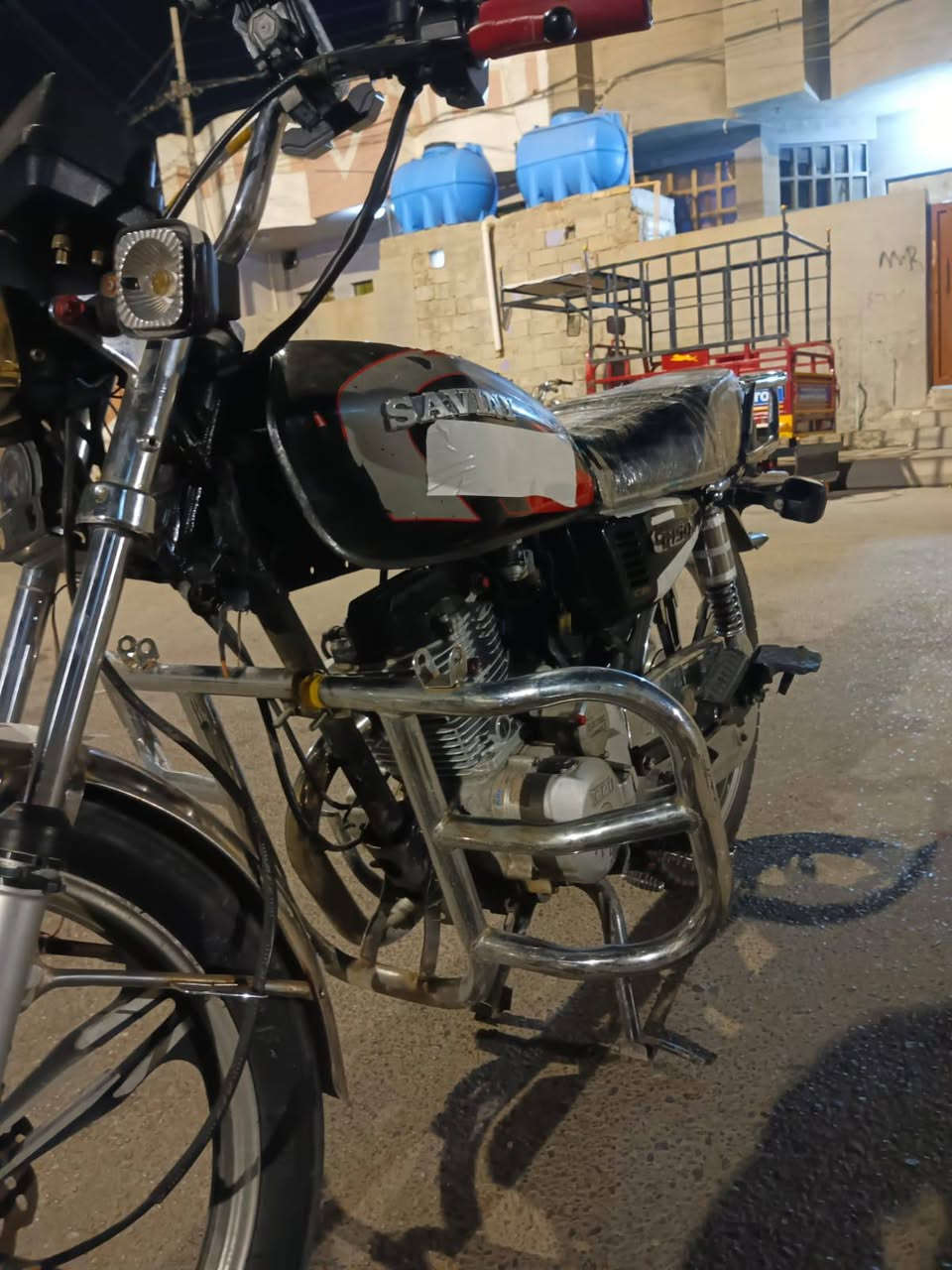 دراجه موديل 22 بدون اوراق مجفته جديد 
دراجه ناعمه ونشطه وحلوه مثل ما موضح بالصور السعر 550 وبيها مجال للشراي 
مكاني الفلوجه حي جولان ***********
